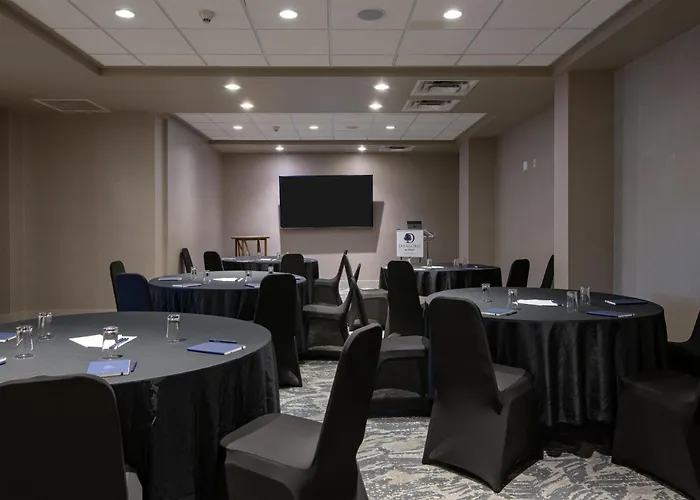 Doubletree By Hilton - Kamloops